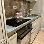 Adriatic Treasure Apt, Luxury & Beachfront - By Beta Premium Daire