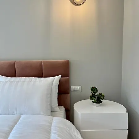 Adriatic Treasure Apt, Luxury & Beachfront - By Beta Premium Apartment