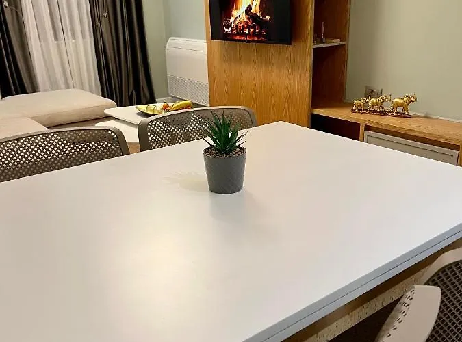 Lejlighed Adriatic Treasure Apt, Luxury & Beachfront - By Beta Premium Golem (Tirana)