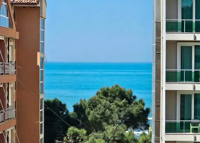 Adriatic Treasure Apt, Luxury & Beachfront - By Beta Premium Apartment *