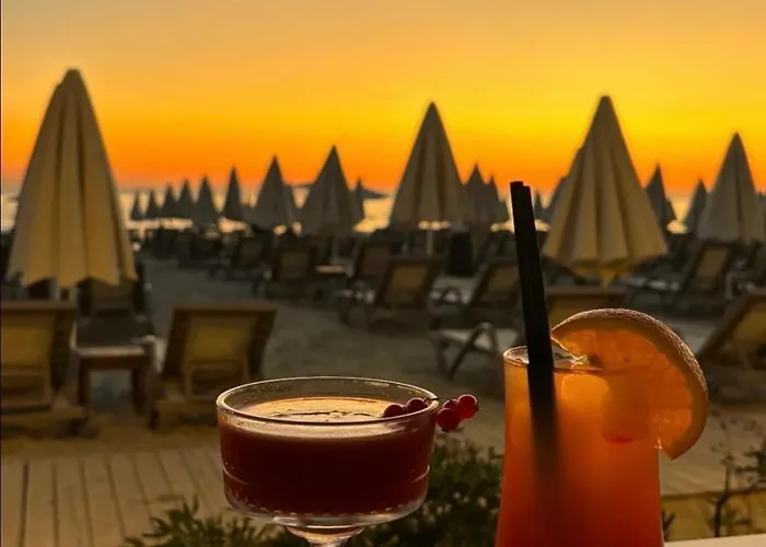 Adriatic Treasure Apt, Luxury & Beachfront - By Beta Premium Apartment